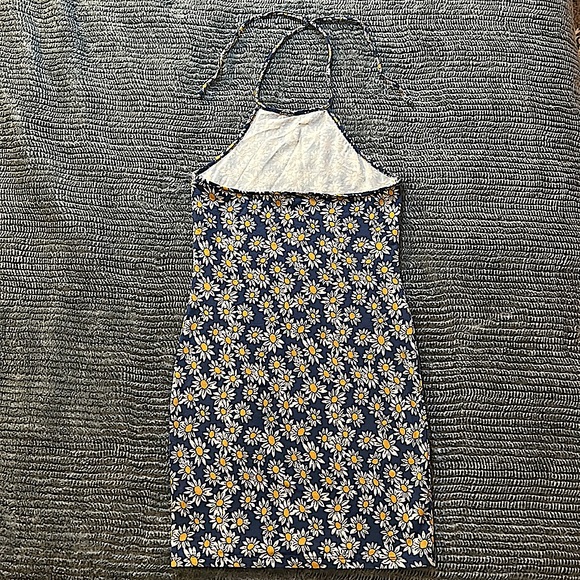 Forever 21 floral halter top dress - Picture 2 of 3